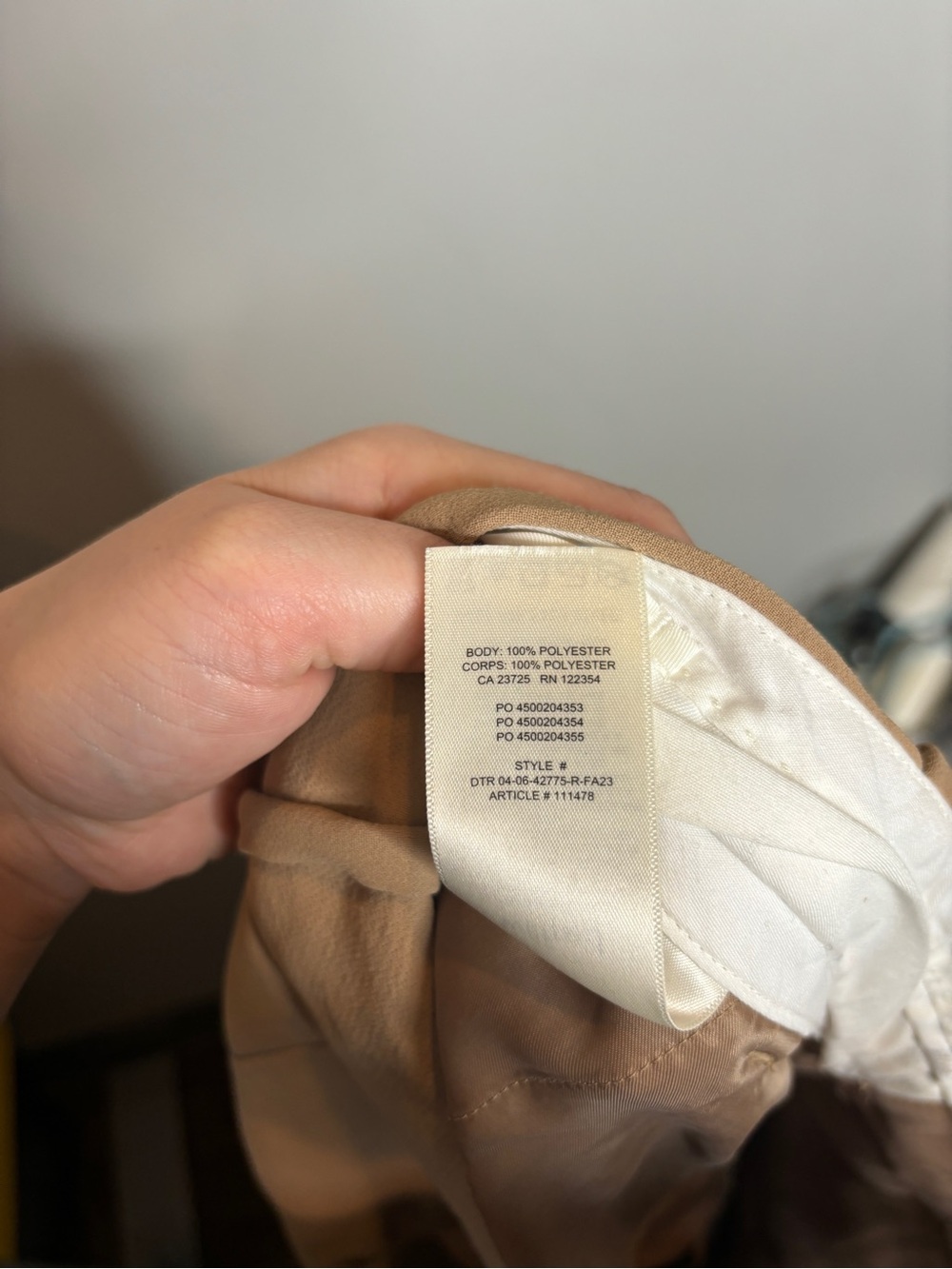Aritzia The Effortless Pant Wider Crepette Size 10 Desert Sand - Picture 7 of 9